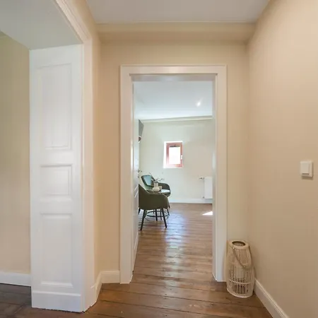 Alte Stadtvilla Weinberg 5 Appartement