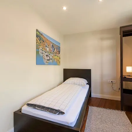 Apartment Alte Stadtvilla Weinberg 5 *