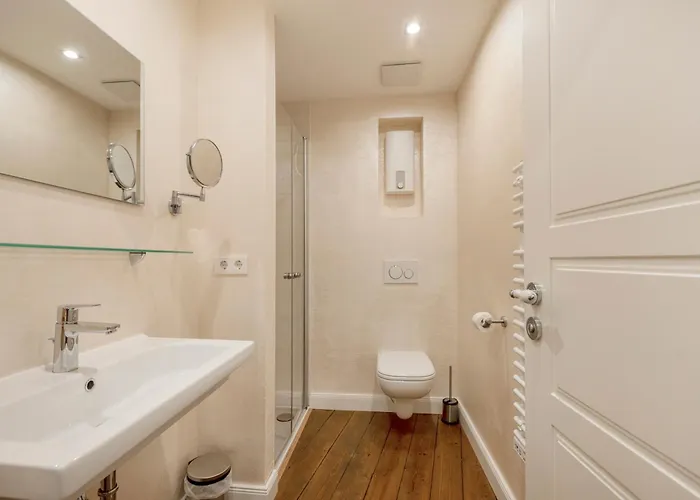 Alte Stadtvilla Weinberg 5 Apartamento *